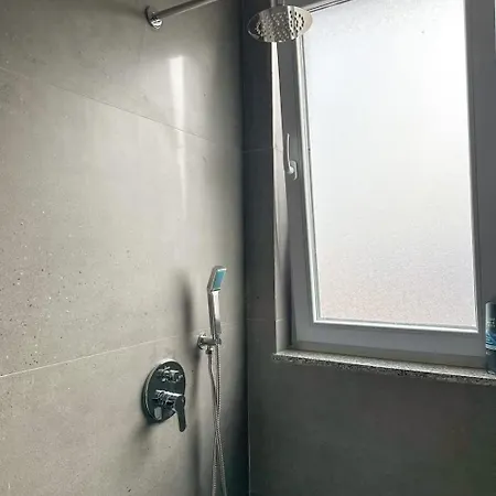 Apartamento Sunrise Vista - Golem (Tirana)